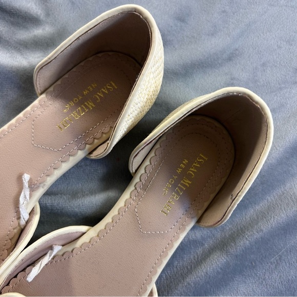 Isaac Mizrahi Pointed toe Flats size 6.5 - Picture 2 of 6